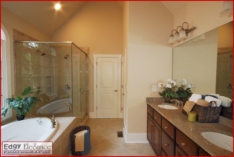 real-estate-b-079d.jpg
