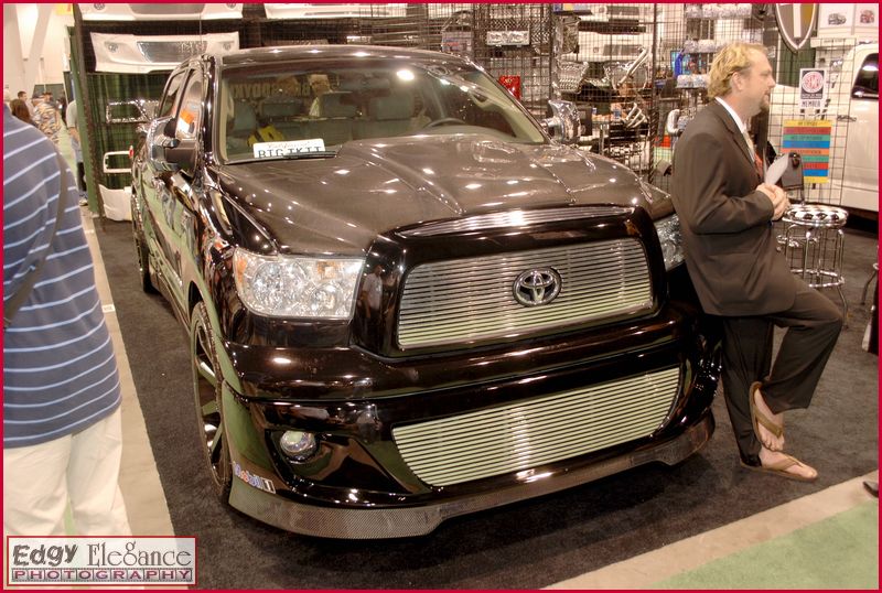 sema-2009-nikon-219.jpg