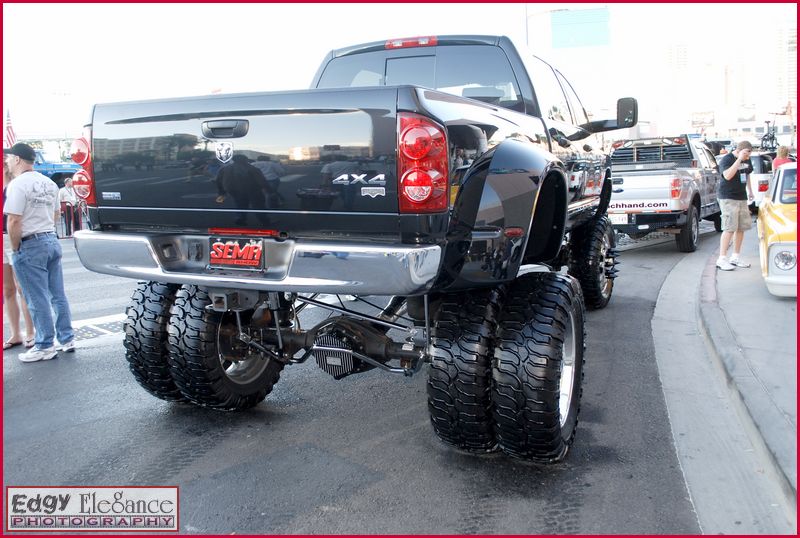 sema-2009-nikon-252.jpg